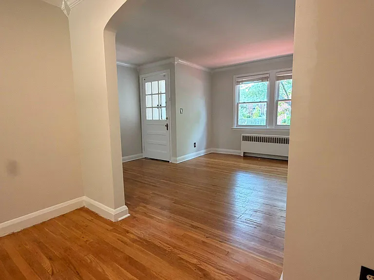 909 E Lake Ave #1 — Photo 10