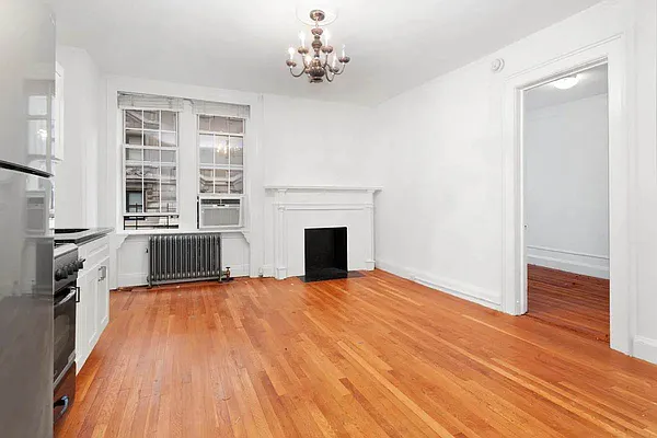 Rented by Esquire Management Corp | media 1