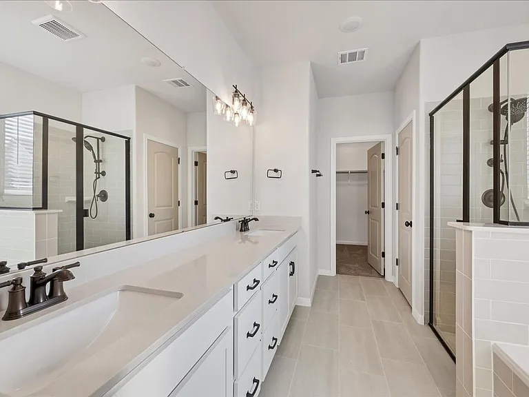 2605 Acoma Ln — Photo 17
