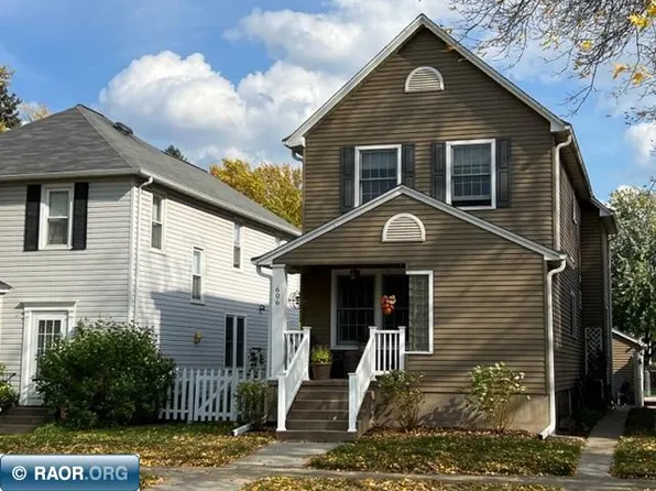 606 S 5th Ave, Virginia, MN 55792