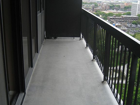 HUGE Balcony