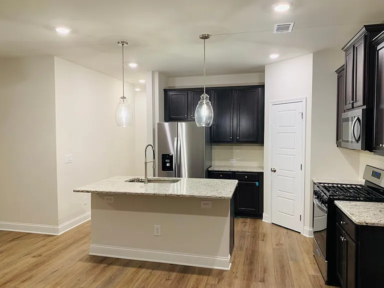 344 Overlook Ct — Photo 7