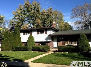 806 Center Dr, Ann Arbor, MI 48103