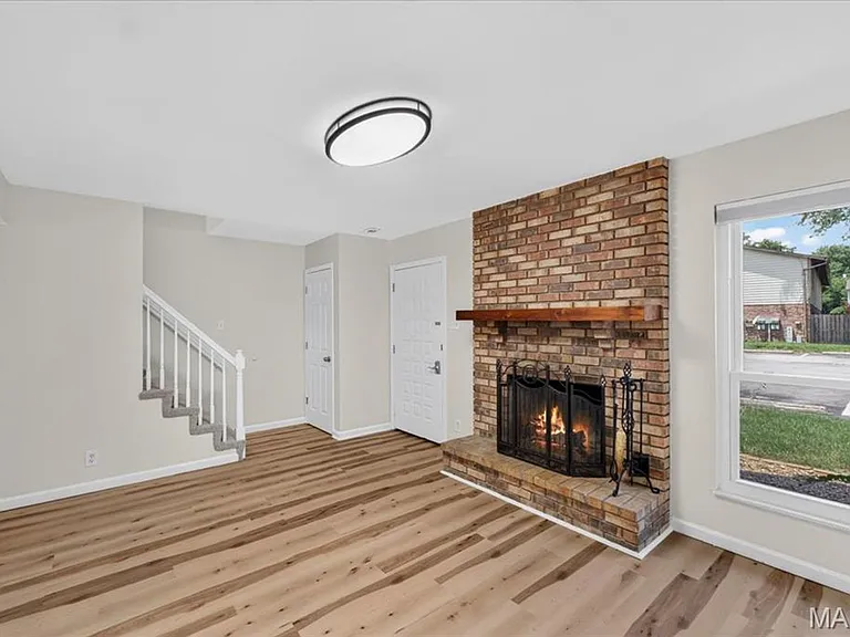 61 Park Charles Blvd S #C — Photo 7
