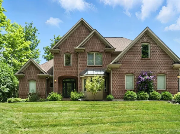 2134 Harcourt Estates Dr, Cincinnati, OH 45244