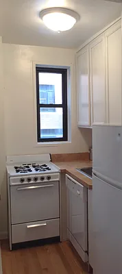 Rented by City Connections Realty | media 7