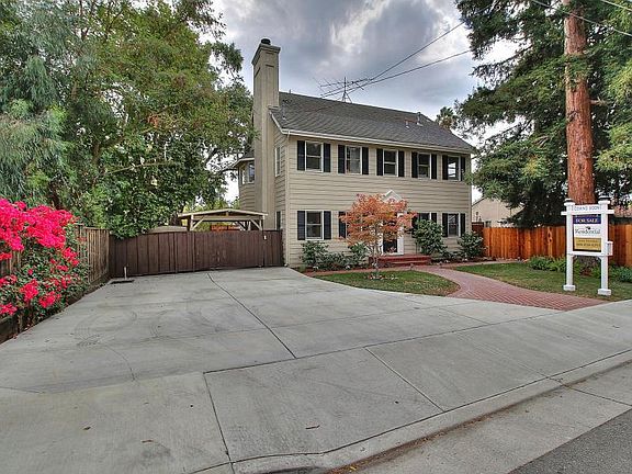 3rd image of 644 Willow Glen Way