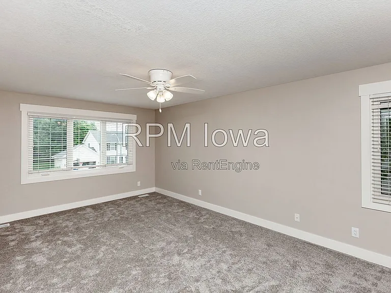 14440 Briarwood Ln — Photo 19