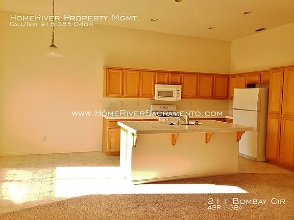 5th image of 211 Bombay Cir