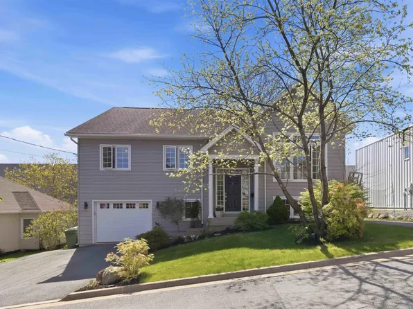 16 Boutiliers Ln, Halifax, NS B2X 2H7