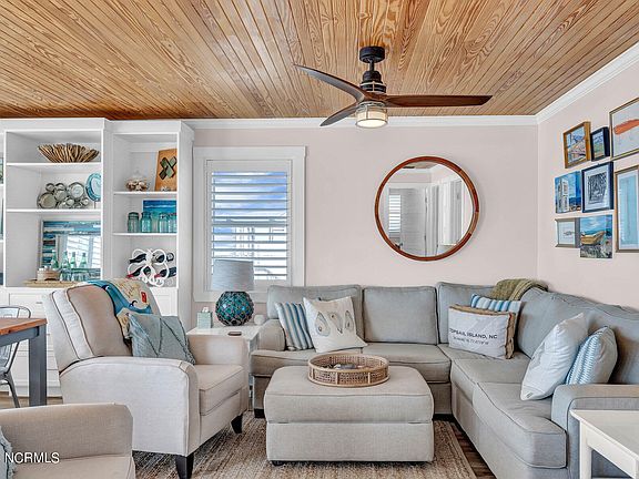 5th image of 326 Seashore Drive