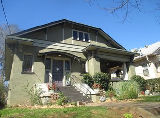 229 E Lake Dr, Decatur, GA 30030