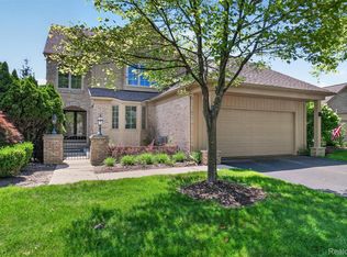 6445 Noble Rd, West Bloomfield, MI 48322