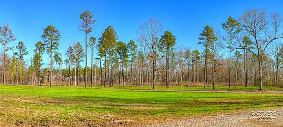 2nd image of 525 County Road 3