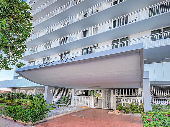 2nd image of 345 Ocean Dr APT 305