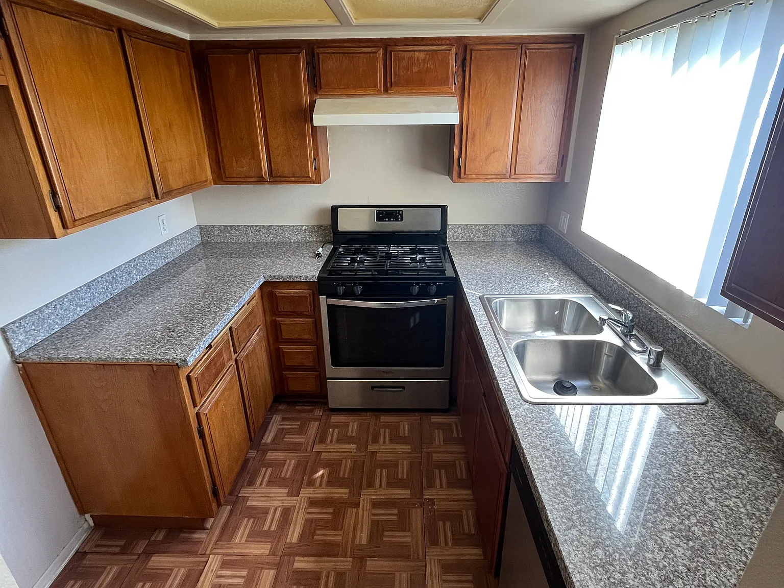615 Raleigh St — Photo 4