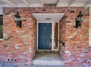891 Larch Ln, Sacramento, CA 95864