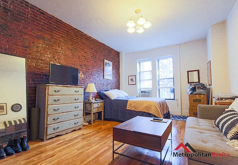 450 7th Ave #3 — Photo 4