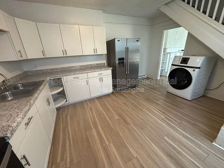 821 Mount Vernon Ave #A — Photo 7