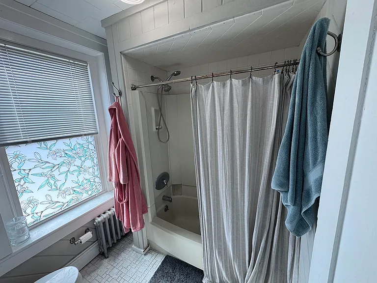 39 Davenport St #2 — Photo 8