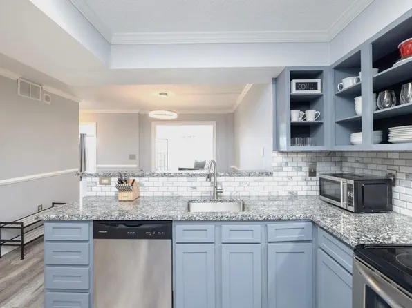 795 Hammond Dr APT 706, Sandy Springs, GA 30328