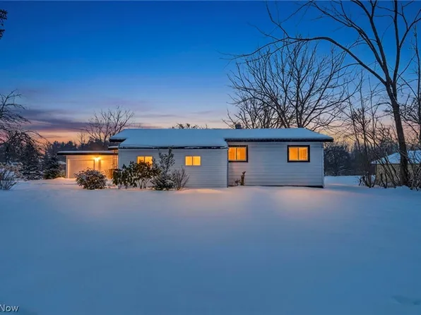 3959 Beach Rd, Medina, OH 44256