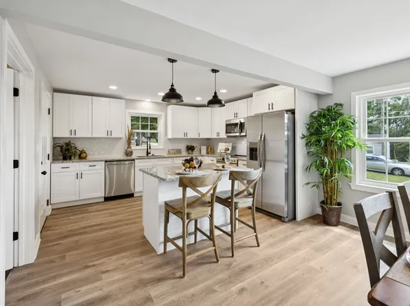 226 Garwood Dr, Nashville, TN 37210