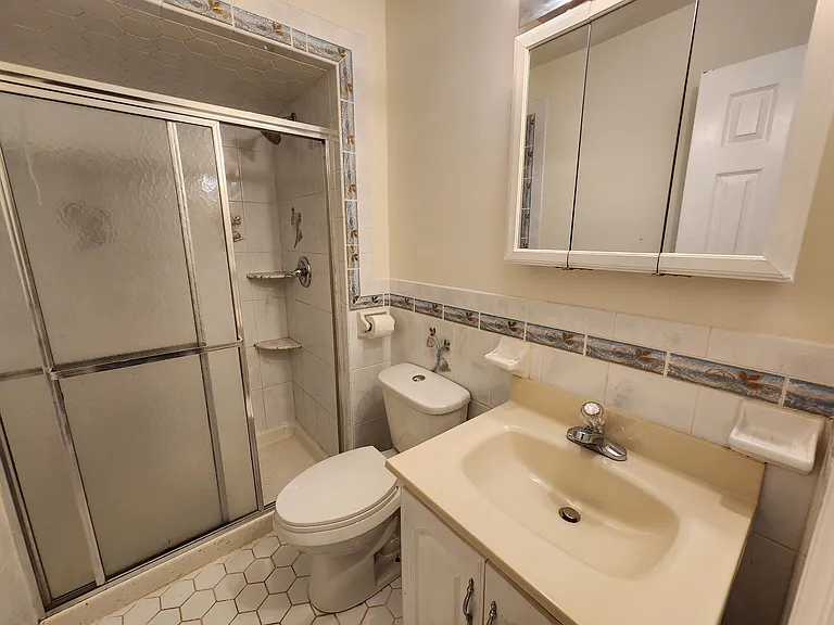 32 Sandybrook Dr — Photo 7