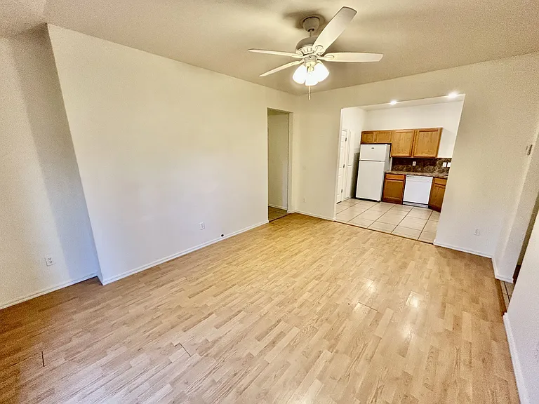 1400 S Mississippi Ave — Photo 6