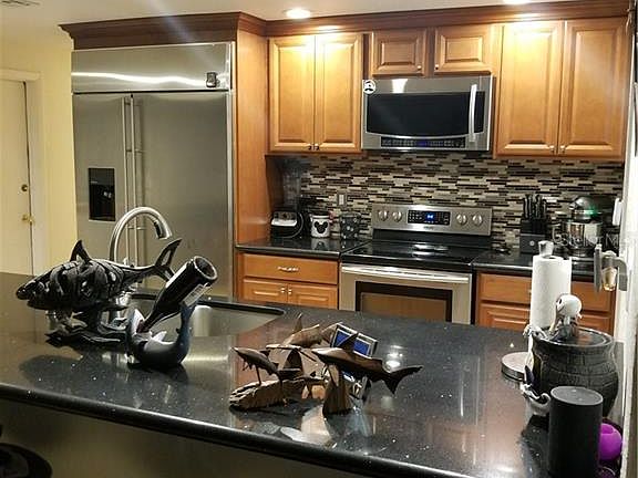 2nd image of 1133 Fernwood Dr