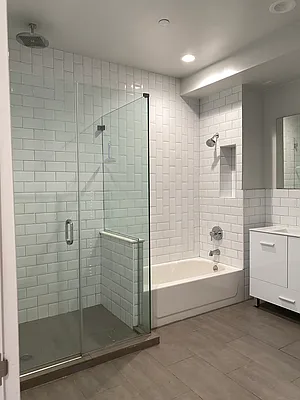 Rented by 18 REALTY | media 2