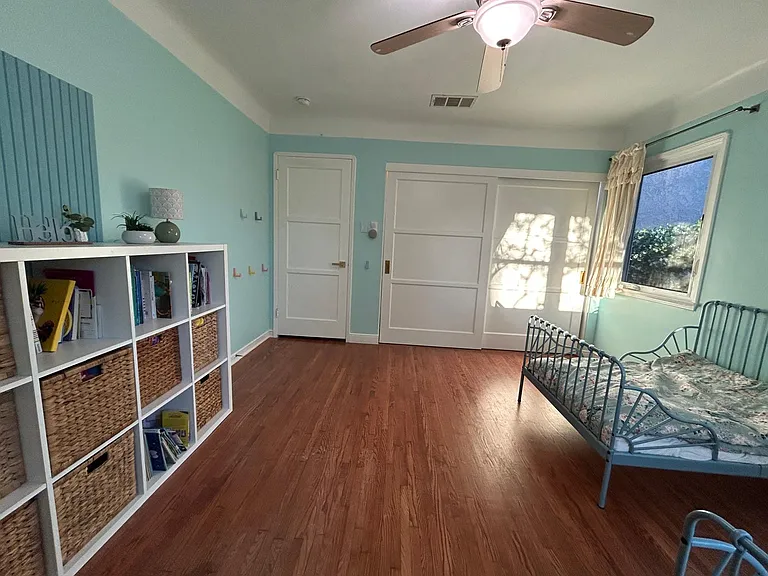 2190 Oregon Ave — Photo 35