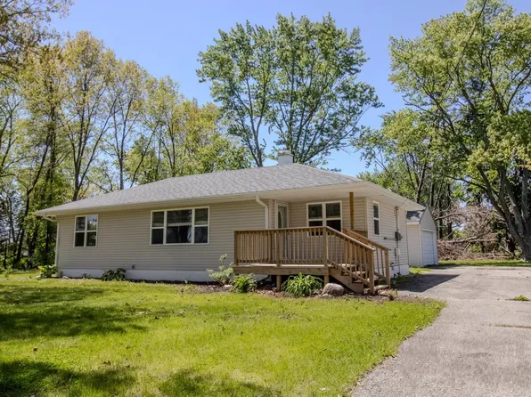 6175 S John St, North Judson, IN 46366