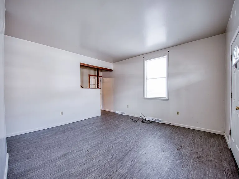 126 Railroad St #128 — Photo 19