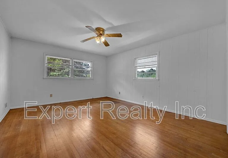 2249 4th Place Cir NE — Photo 23