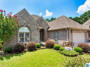 260 Crest Lake Dr, Birmingham, AL 35244
