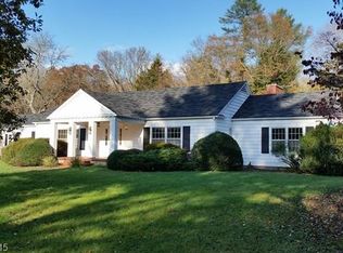 3850 Haywood Rd, Hendersonville, NC 28791