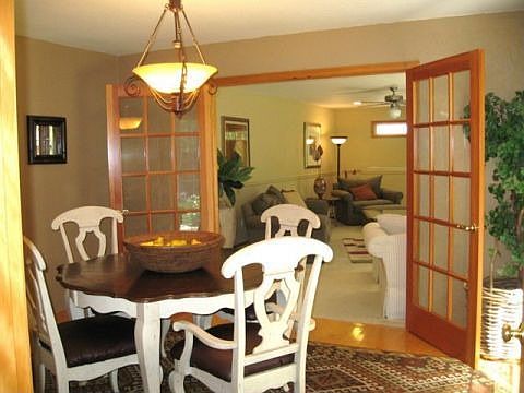 2nd image of 6132 Newport Ct SW