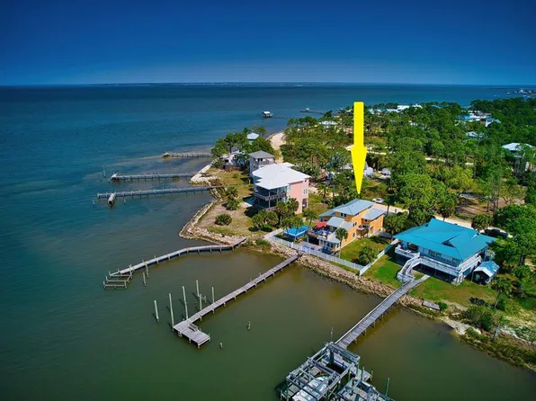 509 W Sawyer St, Eastpoint, FL 32328