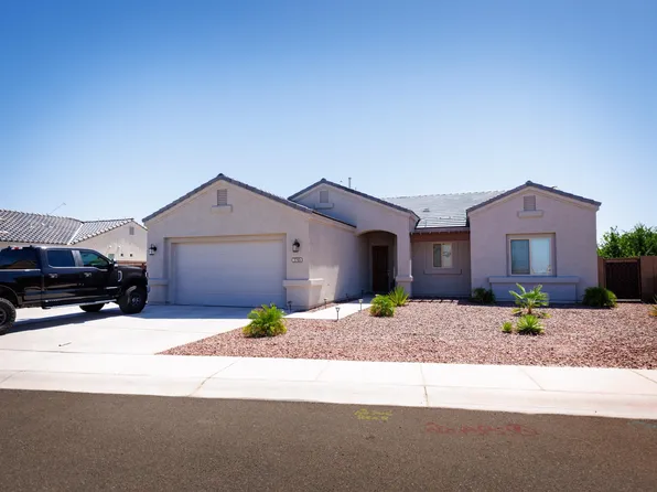 3765 S Falcon Dr, Yuma, AZ 85365