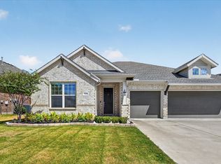 5408 High Pointe Dr, Haltom City, TX 76137