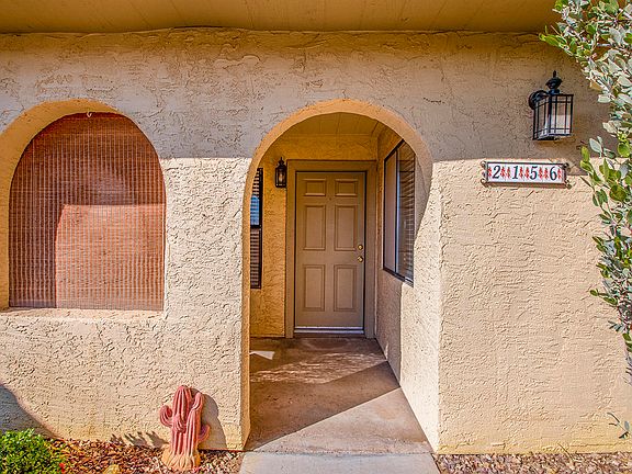 5th image of 2156 S Clubhouse Dr