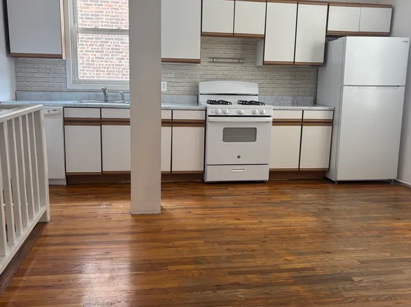 152 Beach 118 St #1, Rockaway Park, NY 11694