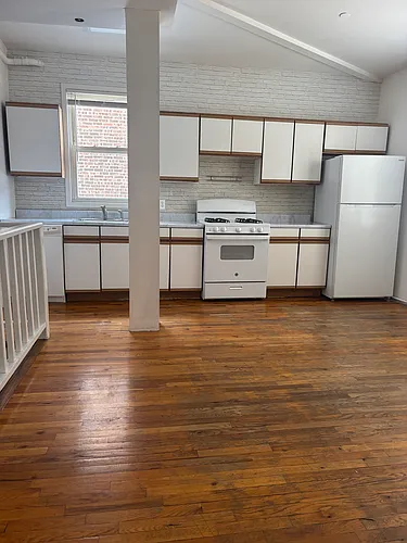 152 Beach 118 St #1 Photo 1