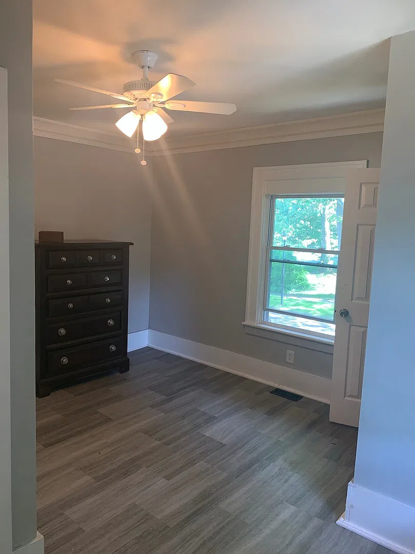 1211 Lake Ave — Photo 4