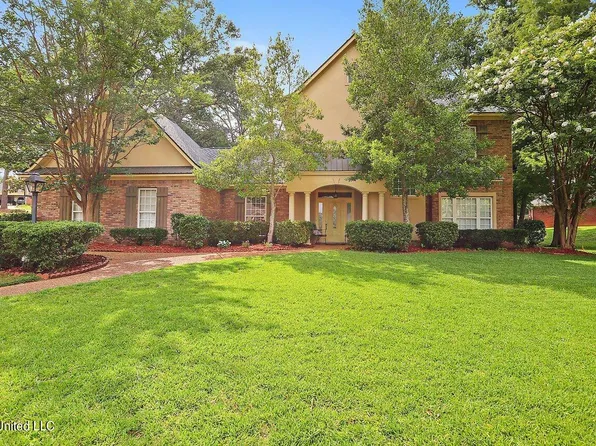 204 Bordeaux Dr, Clinton, MS 39056