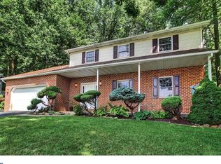 4517 Edgewood Dr, Reading, PA 19606