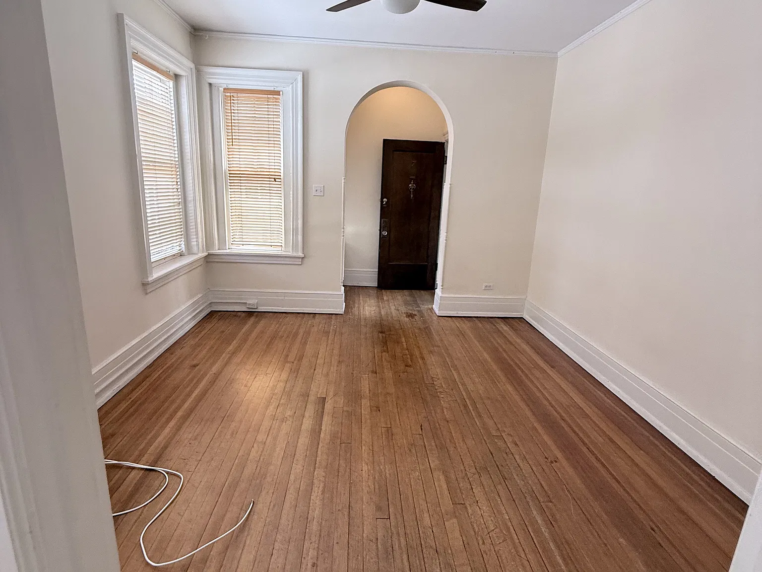 1 bed, $1,300 — Photo 2
