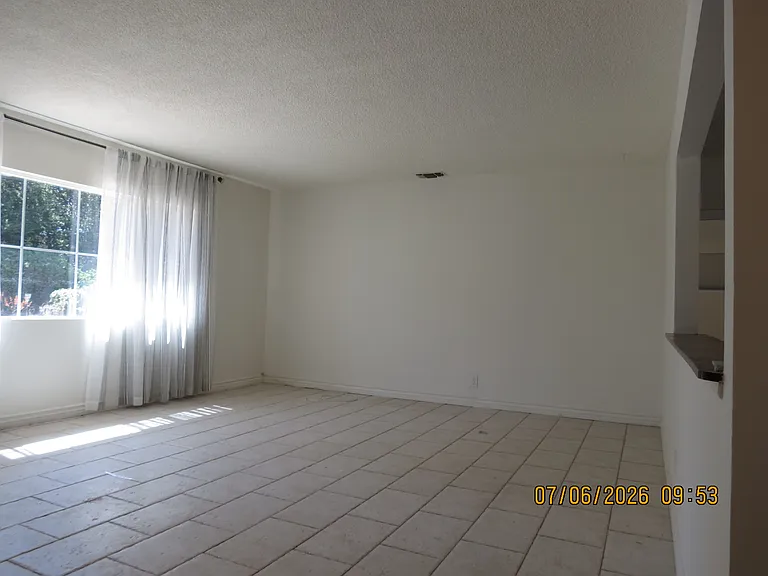 1448 Grove Ave — Photo 12