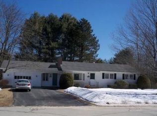 28 Biscayne Dr, Chelmsford, MA 01824